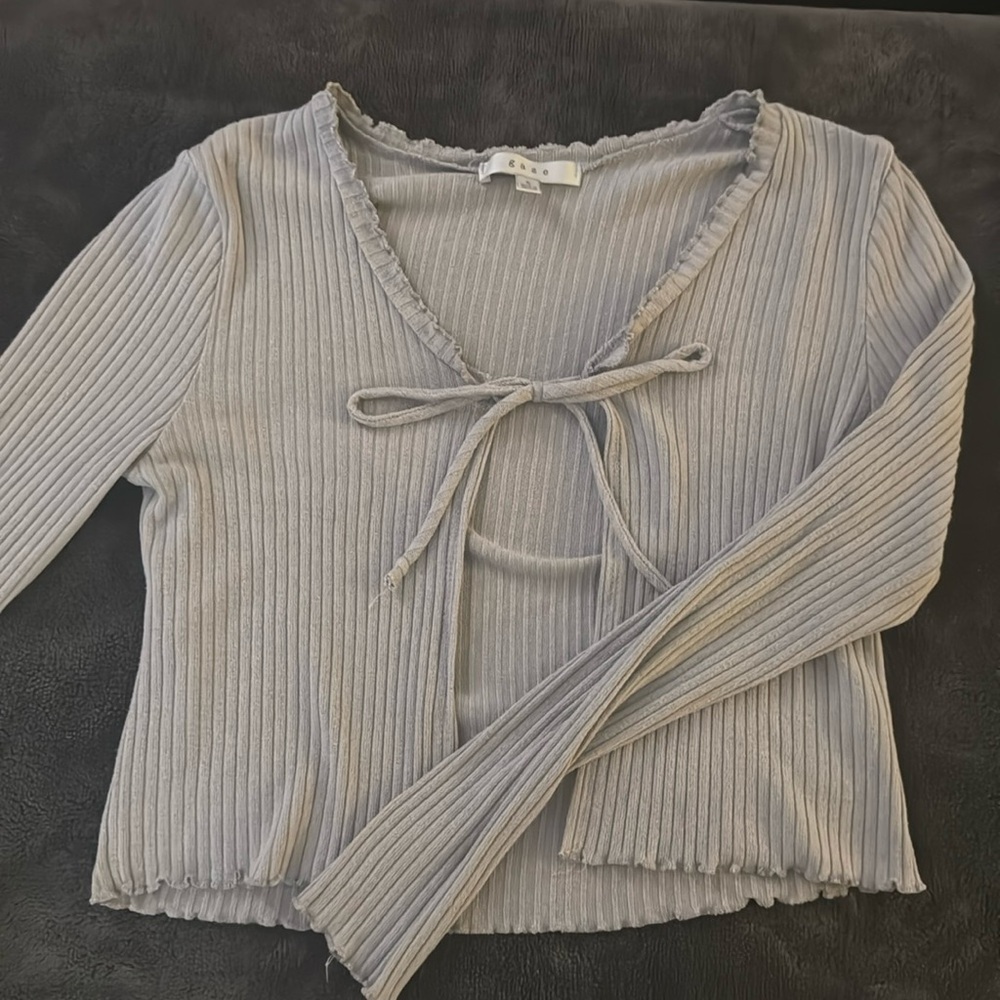 Long sleeve open front tie shirt